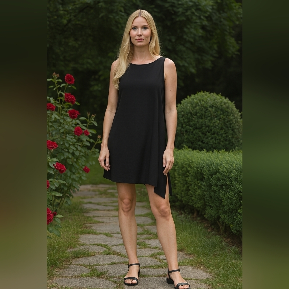 Nwot Eileen Fisher Silk Mini asymmetrical Side Slids Round Neck Mini Dress